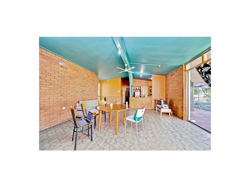 6 Albyn Rd, Sunnybank QLD 4109