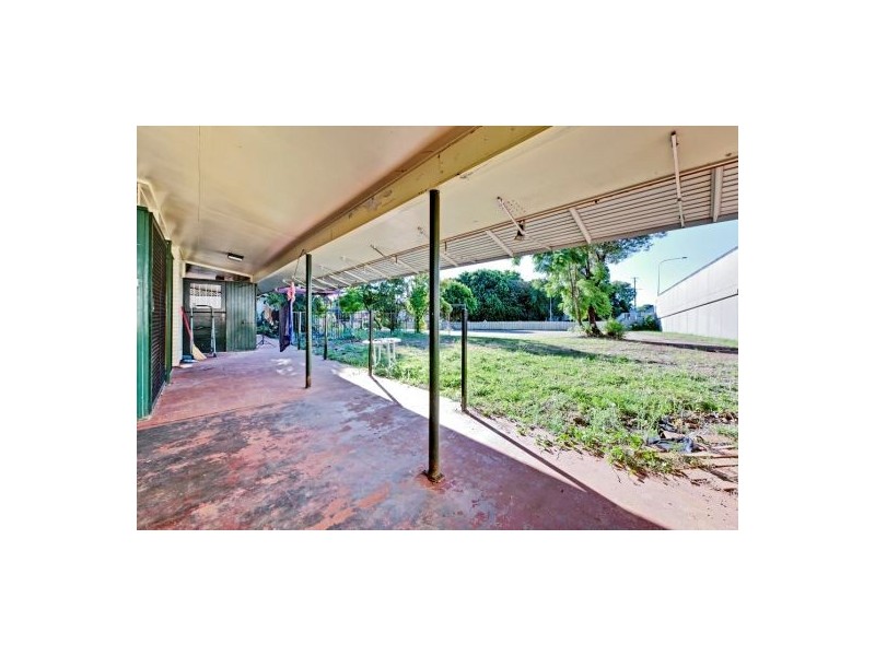 6 Albyn Rd, Sunnybank QLD 4109