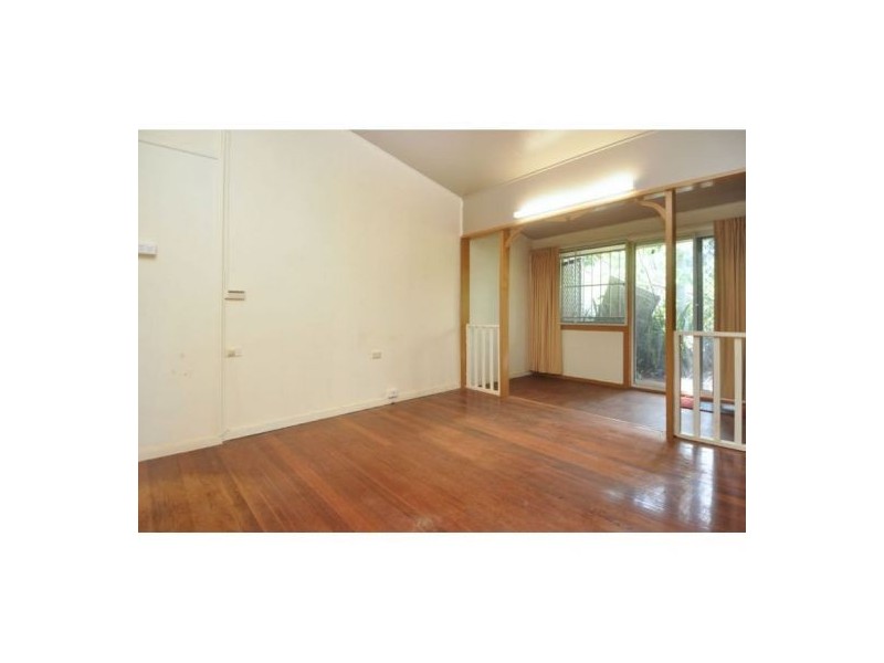 6 Albyn Rd, Sunnybank QLD 4109