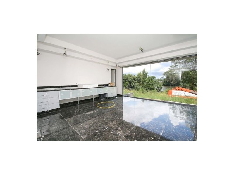 3034. The Boulevarde, Benowa QLD 4217