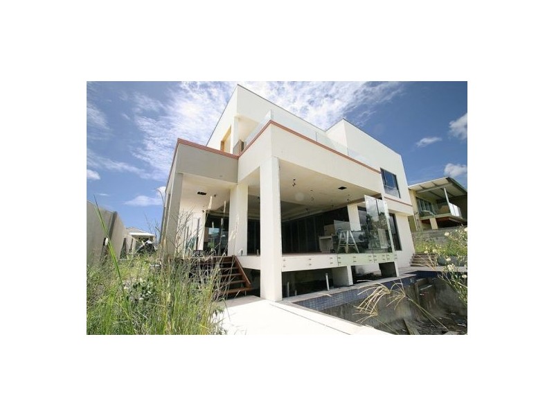 3034. The Boulevarde, Benowa QLD 4217