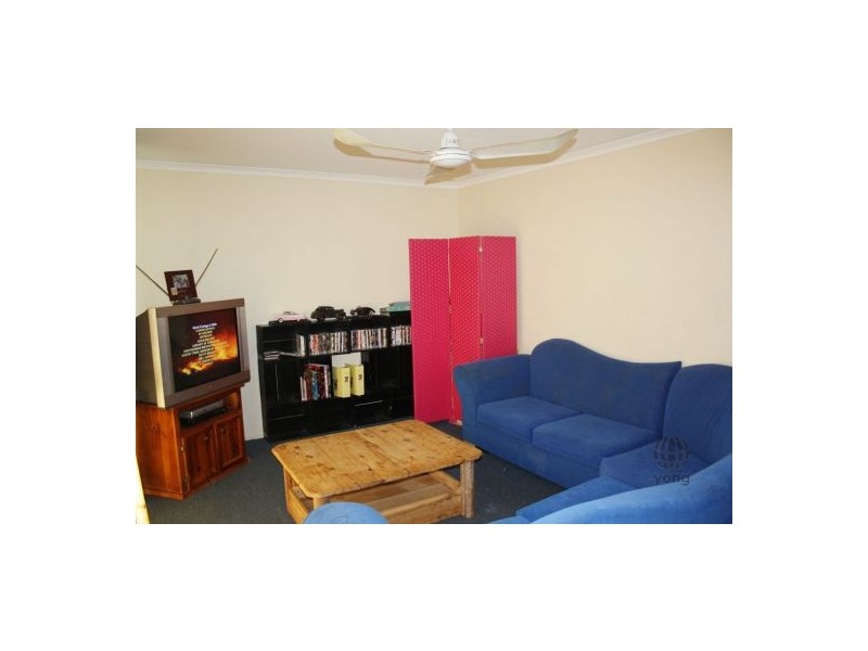 8 Sutton Ct, Browns Plains QLD 4118