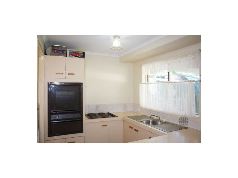 8 Sutton Ct, Browns Plains QLD 4118