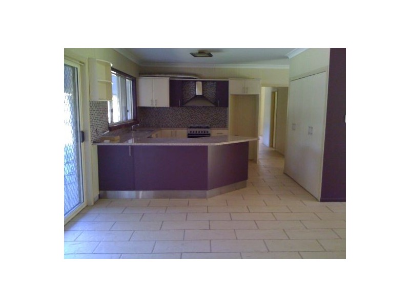 82 Sylvan Road, Park Ridge South QLD 4125