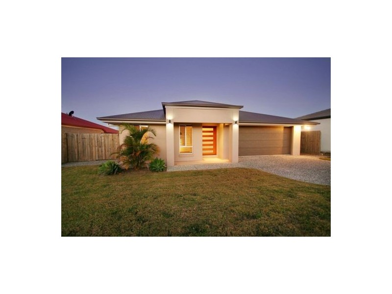 64 Gardenia Cct, Heathwood QLD 4110