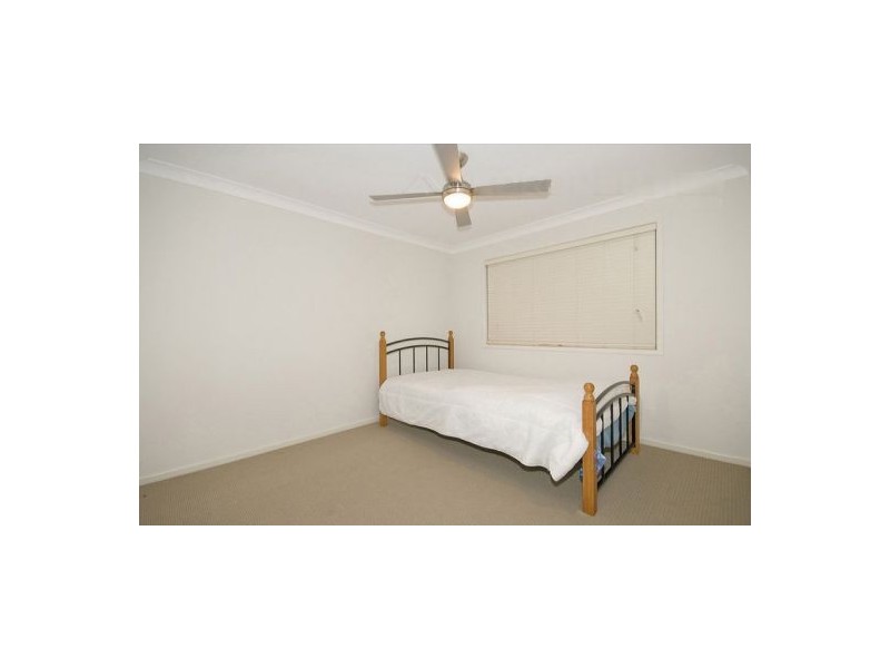 12 Sycamore Close, Calamvale QLD 4116
