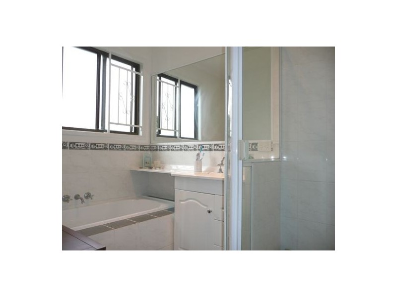 7 Nardie Street, Eight Mile Plains QLD 4113