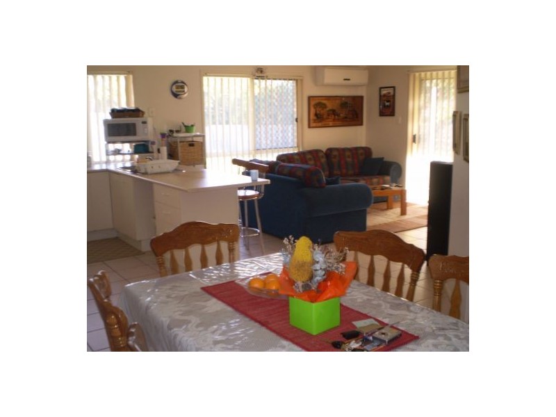 32 Maryland Pl, Parkinson QLD 4115