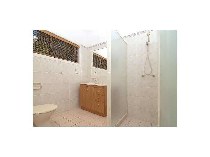 4 Marbura Ct, Daisy Hill QLD 4127