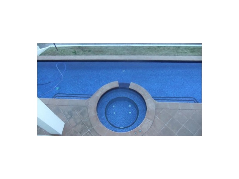 41 King Arthur Crt, Sovereign Islands QLD 4216