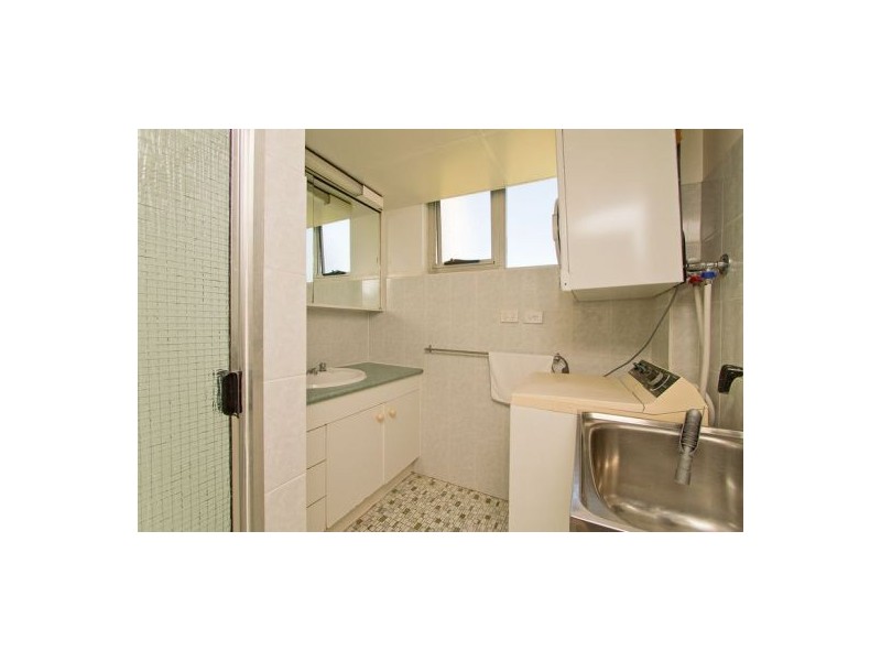 21 Clifford St, Surfers Paradise QLD 4217