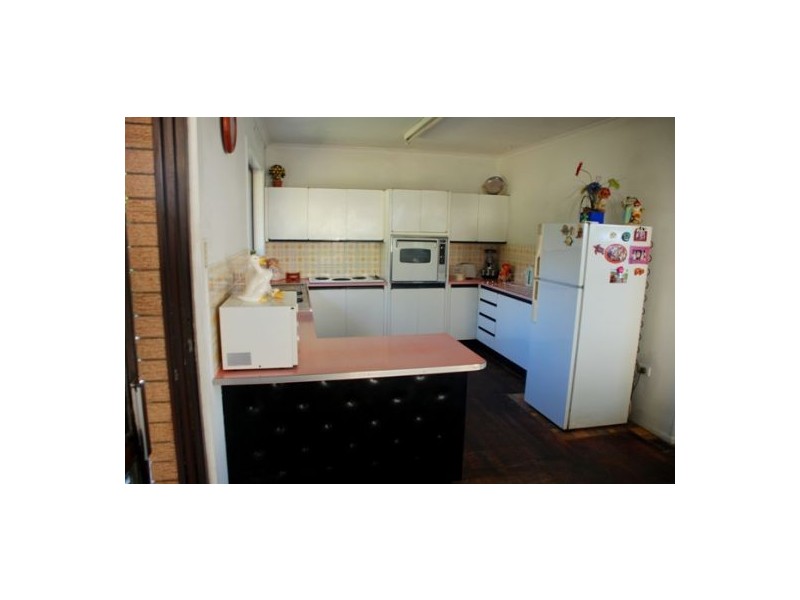 24 Gonzales St, Macgregor QLD 4109