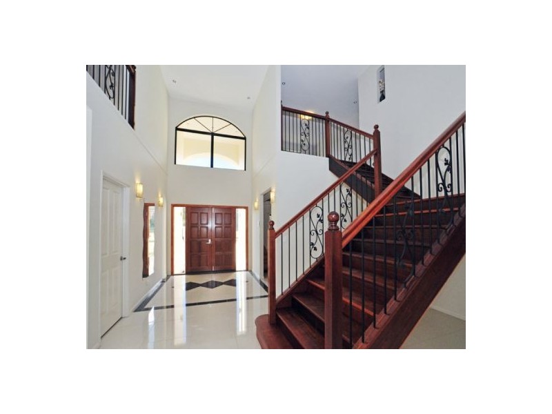 3 Parnassus Street, Robertson QLD 4109