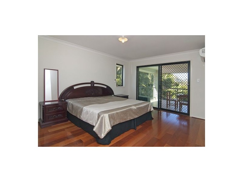 73 Dewar Dr, Loganholme QLD 4129