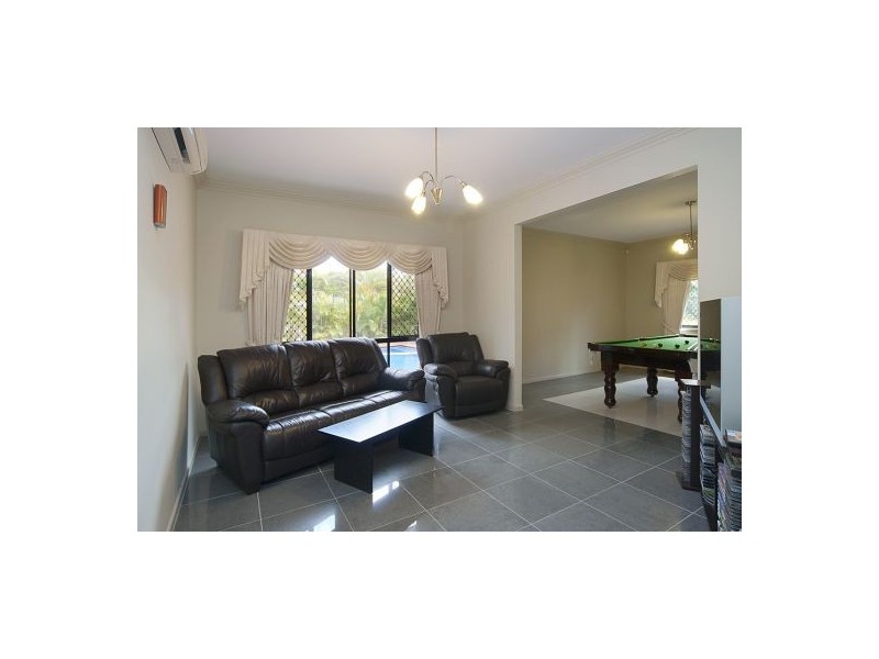 17 Kentucky St, Sunnybank Hills QLD 4109