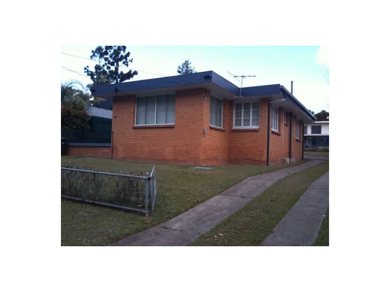 97 Middle St, Coopers Plains QLD 4108