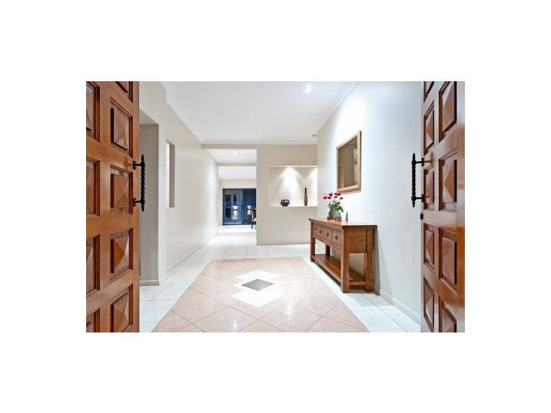 5 Pinnacle Pl, Eight Mile Plains QLD 4113