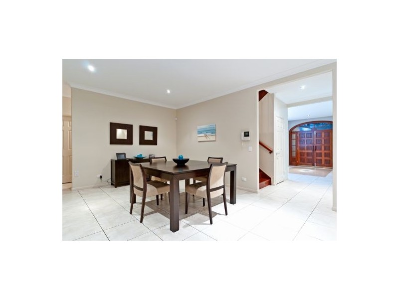 5 Pinnacle Pl, Eight Mile Plains QLD 4113