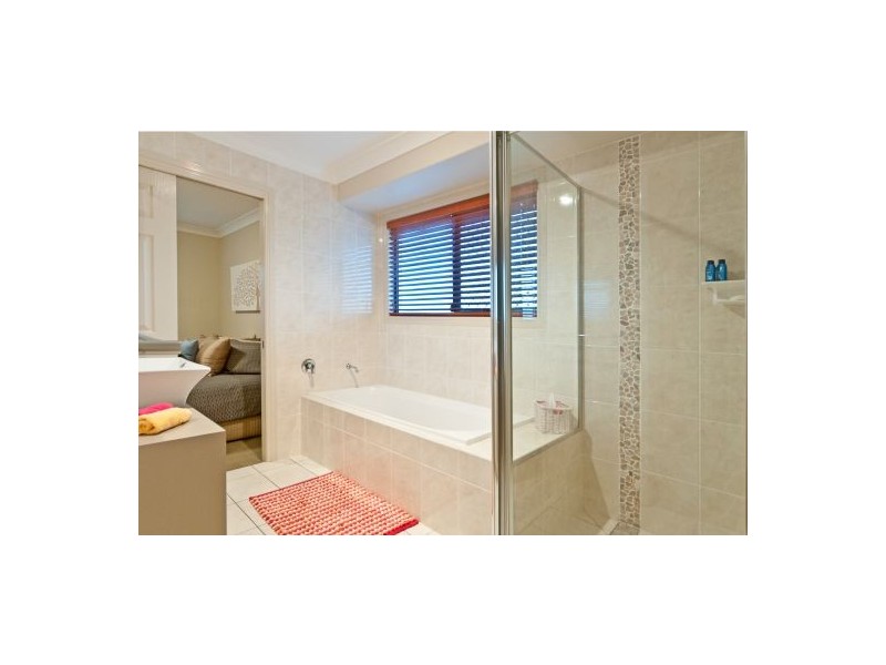 5 Pinnacle Pl, Eight Mile Plains QLD 4113