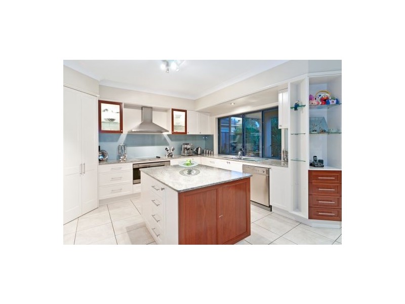 5 Pinnacle Pl, Eight Mile Plains QLD 4113