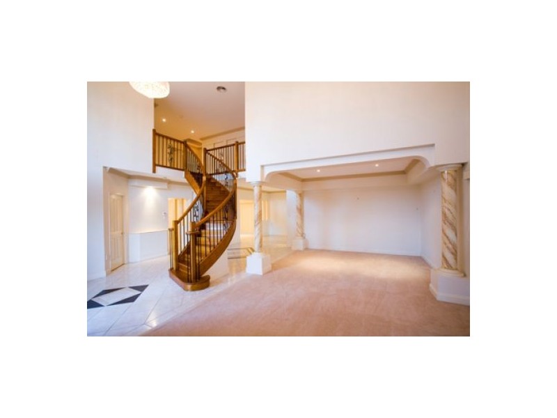 50 The Parkway, Stretton QLD 4116