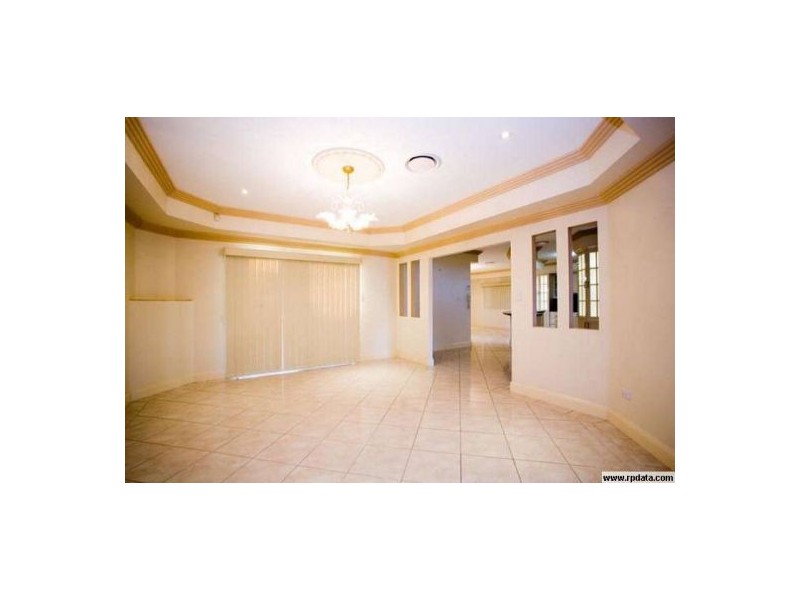 50 The Parkway, Stretton QLD 4116