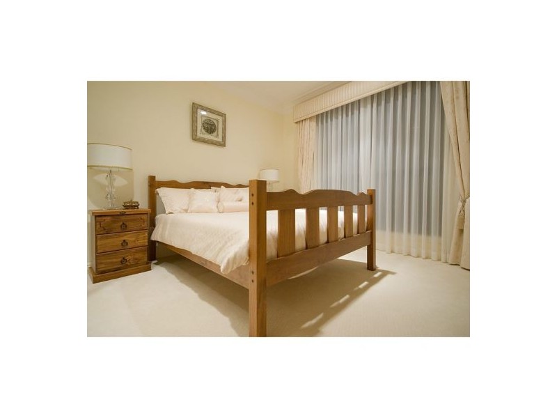 Sovereign Islands QLD 4216