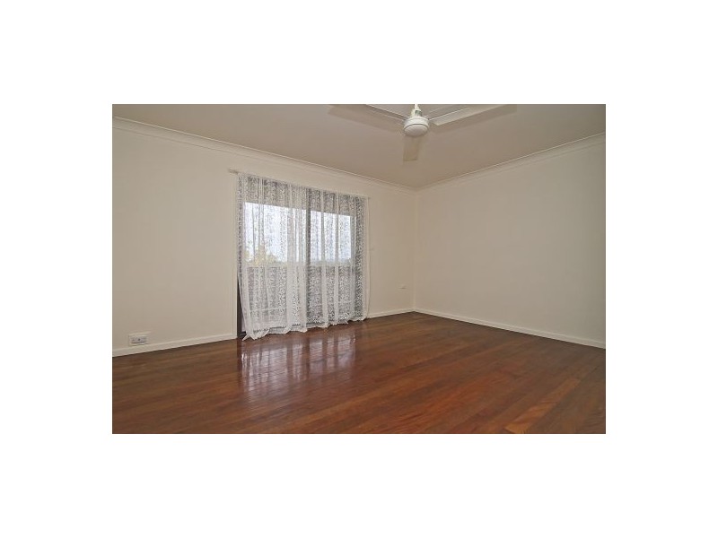 13 Fischer Rd, Carbrook QLD 4130