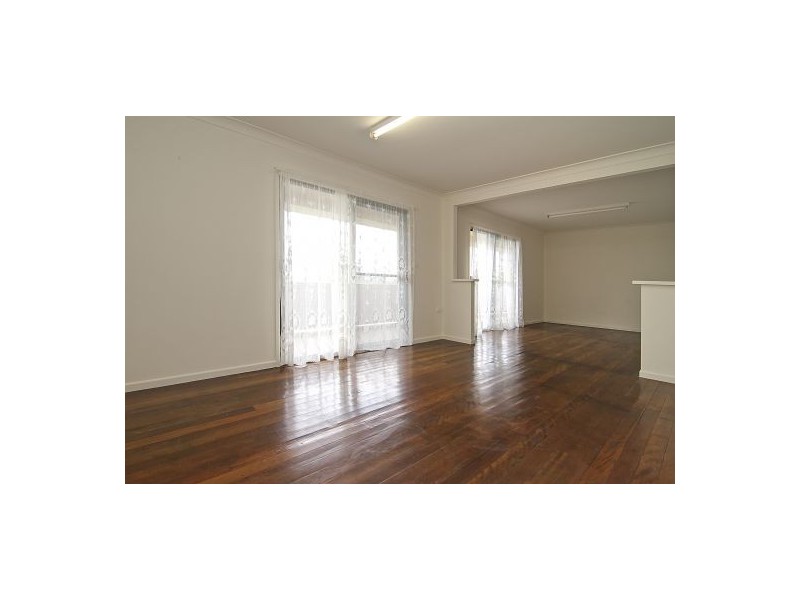 13 Fischer Rd, Carbrook QLD 4130