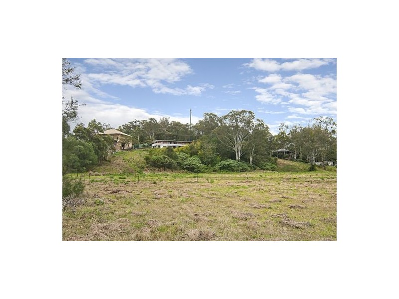 13 Fischer Rd, Carbrook QLD 4130