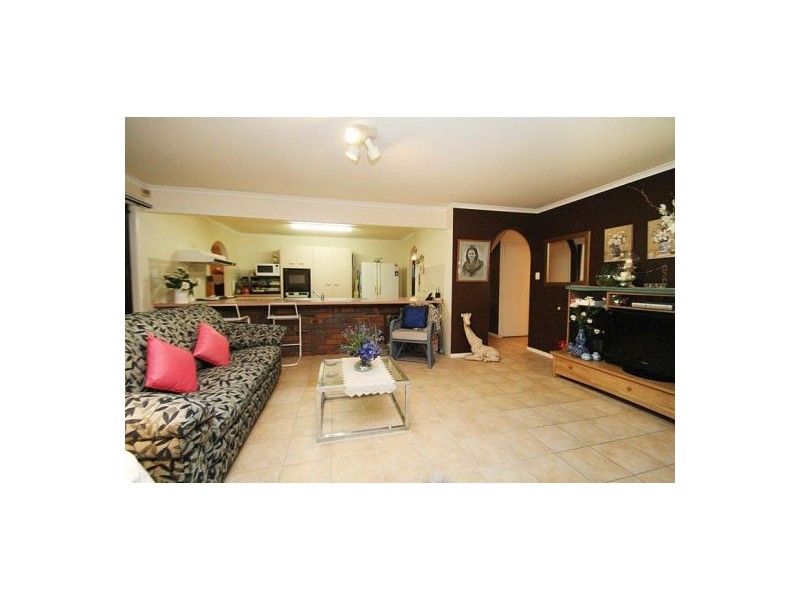 44 Chateau St, Calamvale QLD 4116