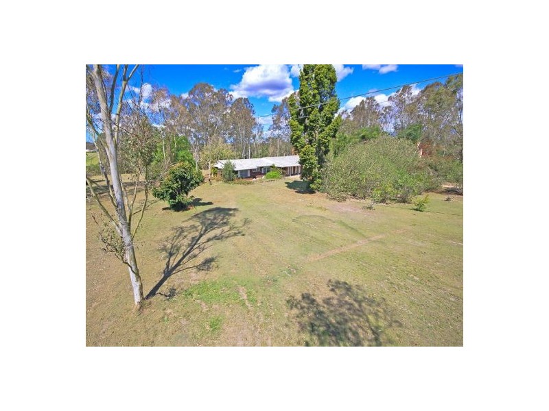 164 Sharon Dr, North Maclean QLD 4280