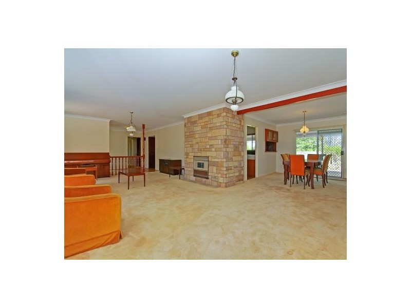 164 Sharon Dr, North Maclean QLD 4280