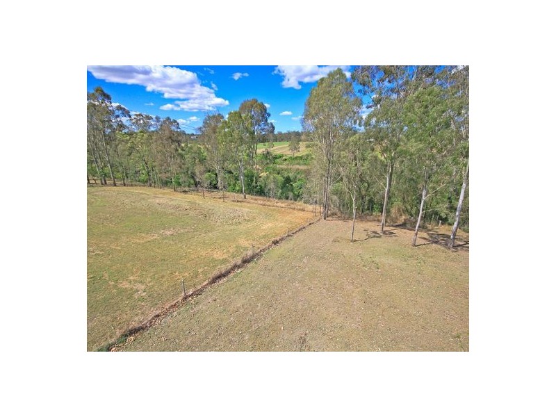 164 Sharon Dr, North Maclean QLD 4280