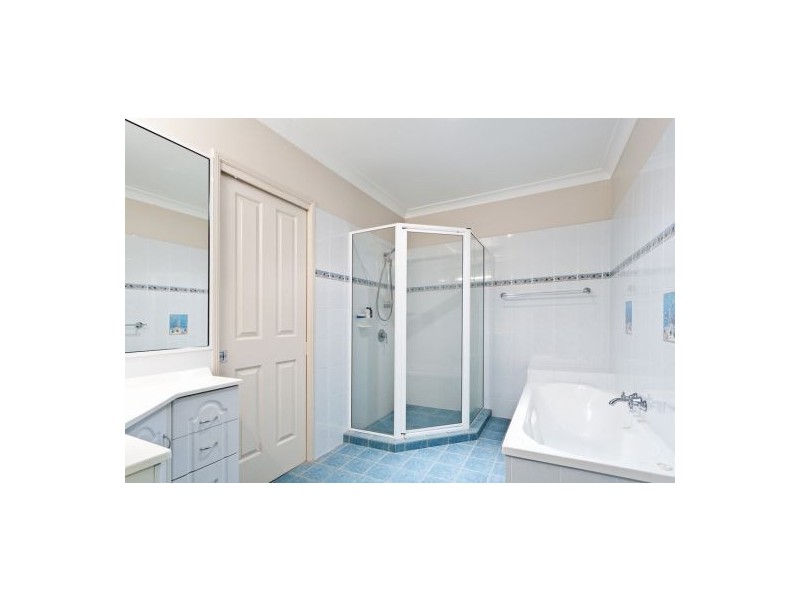 24 Tarcoola St, Rochedale South QLD 4123