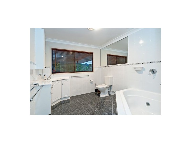 24 Tarcoola St, Rochedale South QLD 4123