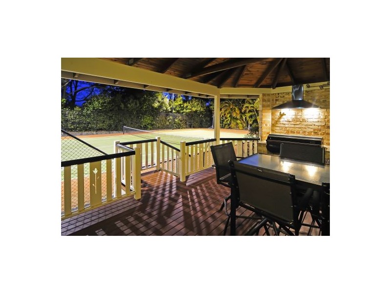 60 Glenmore Cr, Rochedale QLD 4123