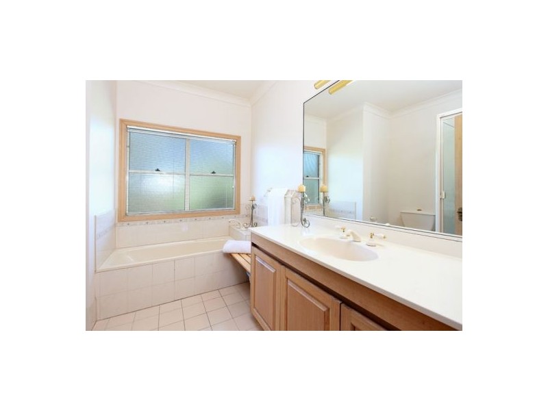 Lot 4/114 Dennis Rd, Springwood QLD 4127