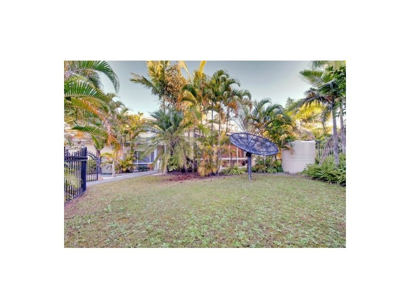 79 Delfin Drive, Macgregor QLD 4109