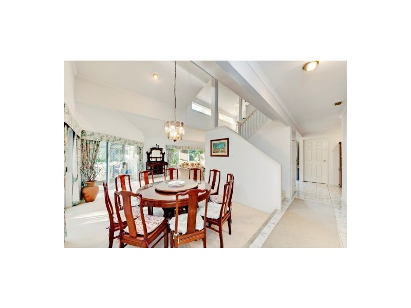 79 Delfin Drive, Macgregor QLD 4109