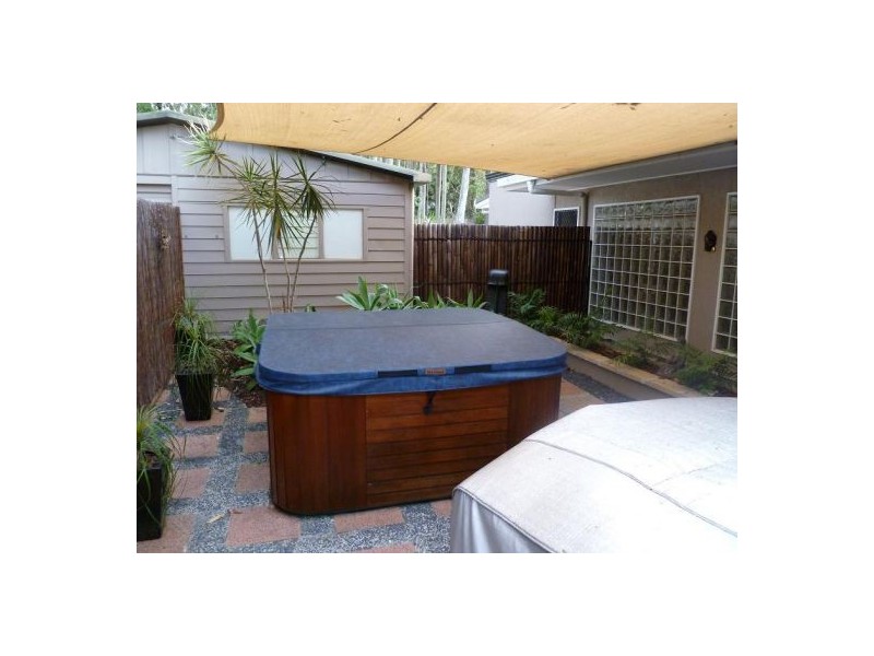 121 Scenic Rd, Redland Bay QLD 4165