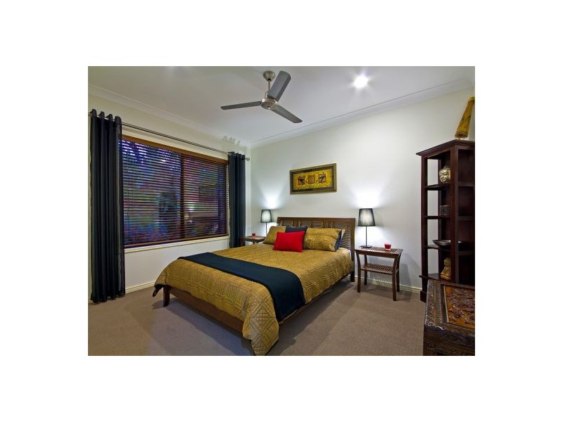 5 Preston Ct, Calamvale QLD 4116