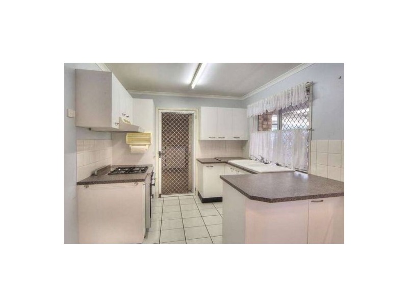 43 Mackellar Dr, Boronia Heights QLD 4124