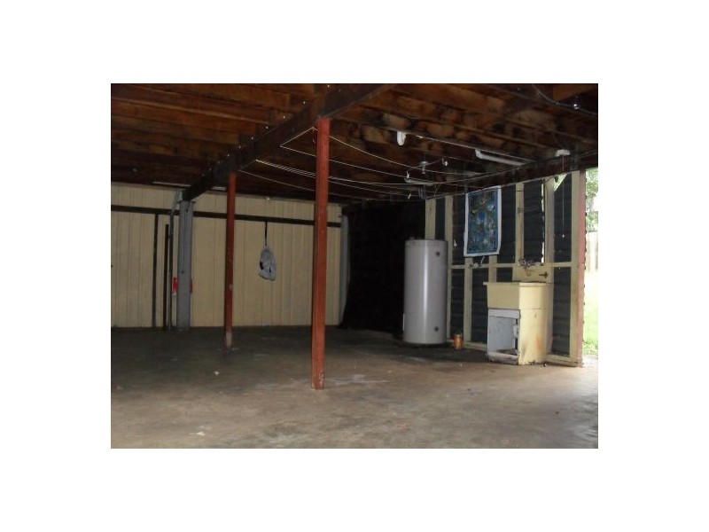 145 Aquarius Dr, Kingston QLD 4114