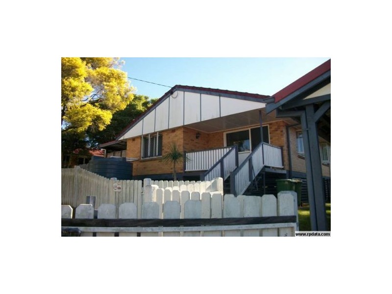76 Diamond St, Riverview QLD 4303