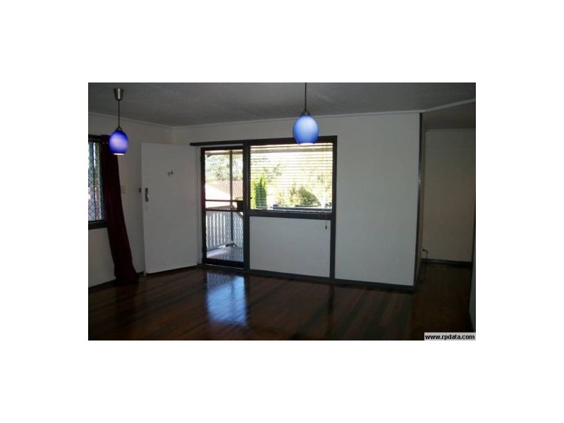 76 Diamond St, Riverview QLD 4303