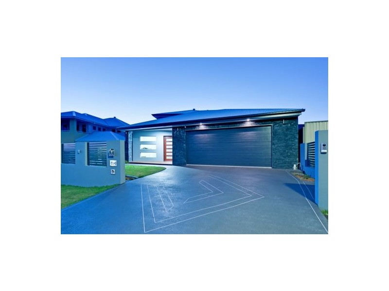 7 Azzure St, Eight Mile Plains QLD 4113