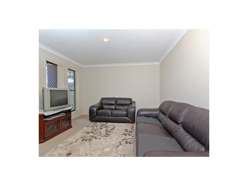 33 REARDON ST, Calamvale QLD 4116