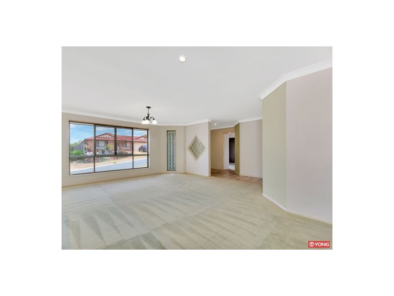 18 Alan Crescent, Eight Mile Plains QLD 4113