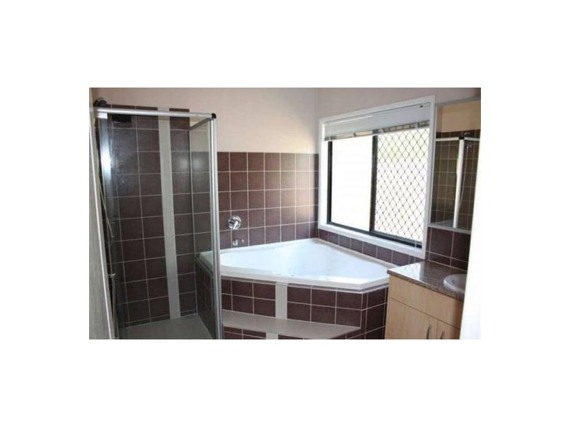 30 Stratus St, Calamvale QLD 4116